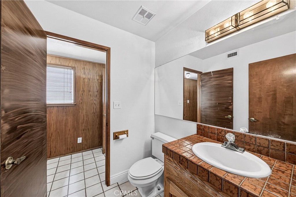 17998 Pebble Beach Property Photo 25