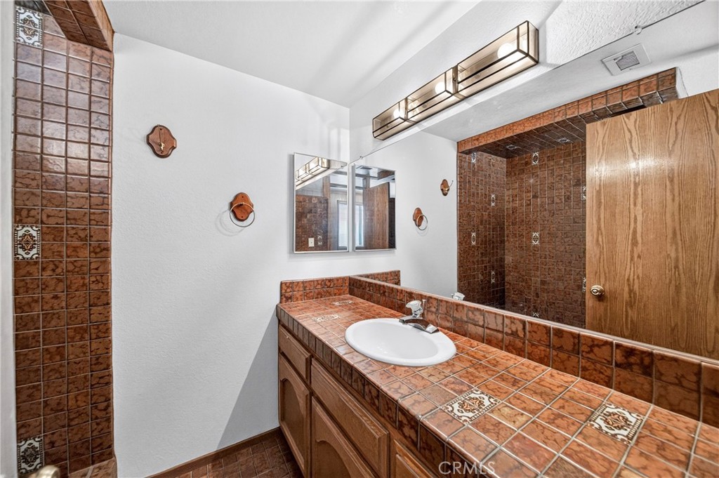 17998 Pebble Beach Property Photo 27