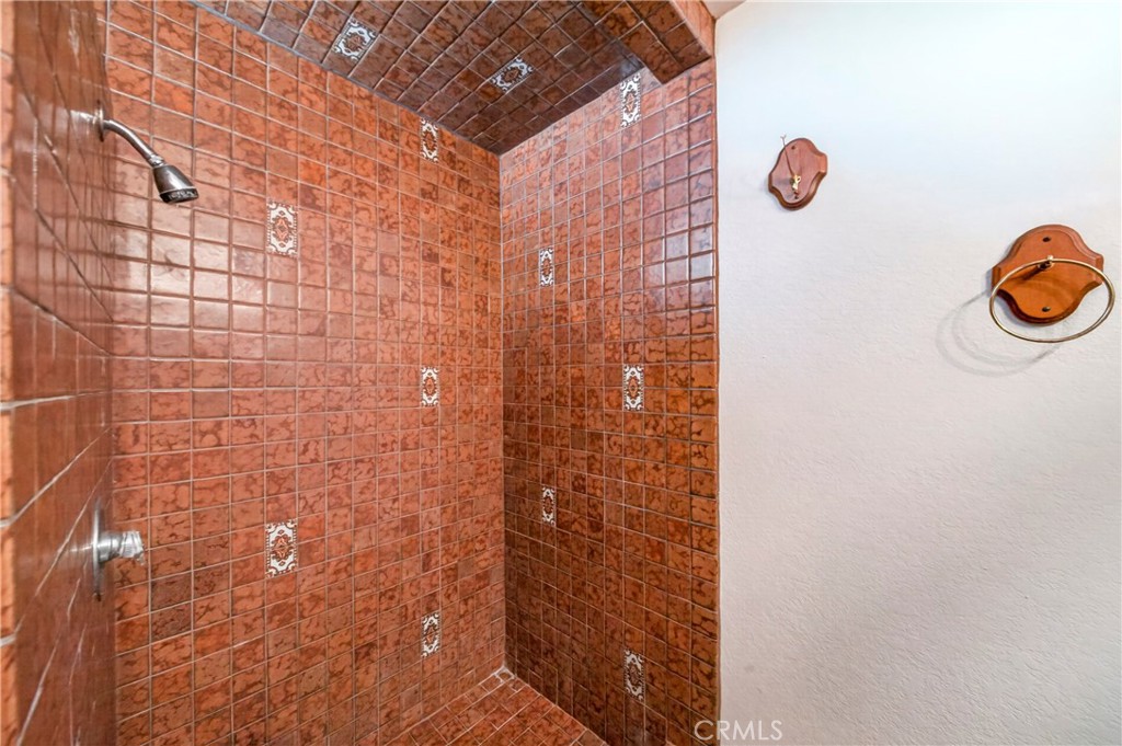 17998 Pebble Beach Property Photo 28