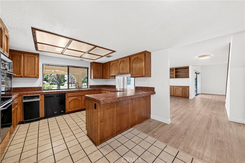 17998 Pebble Beach Property Photo 30