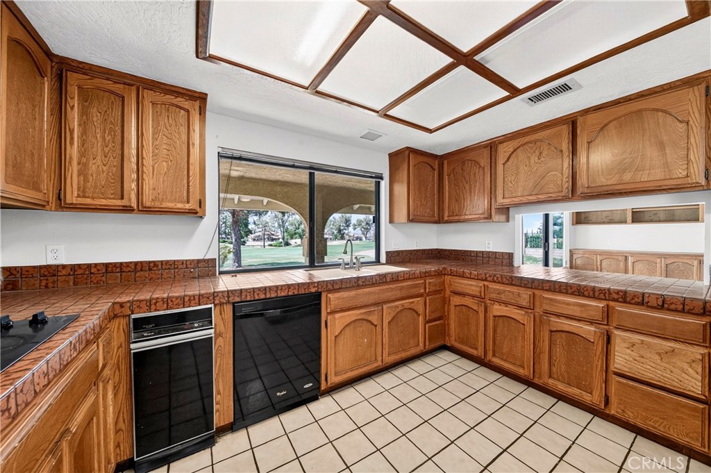 17998 Pebble Beach Property Photo 33