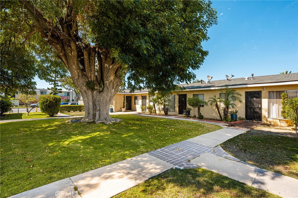 1256 N Placentia Property Photo 1