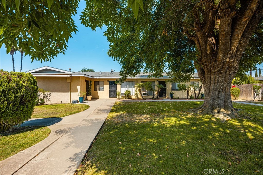 1256 N Placentia Property Photo 4