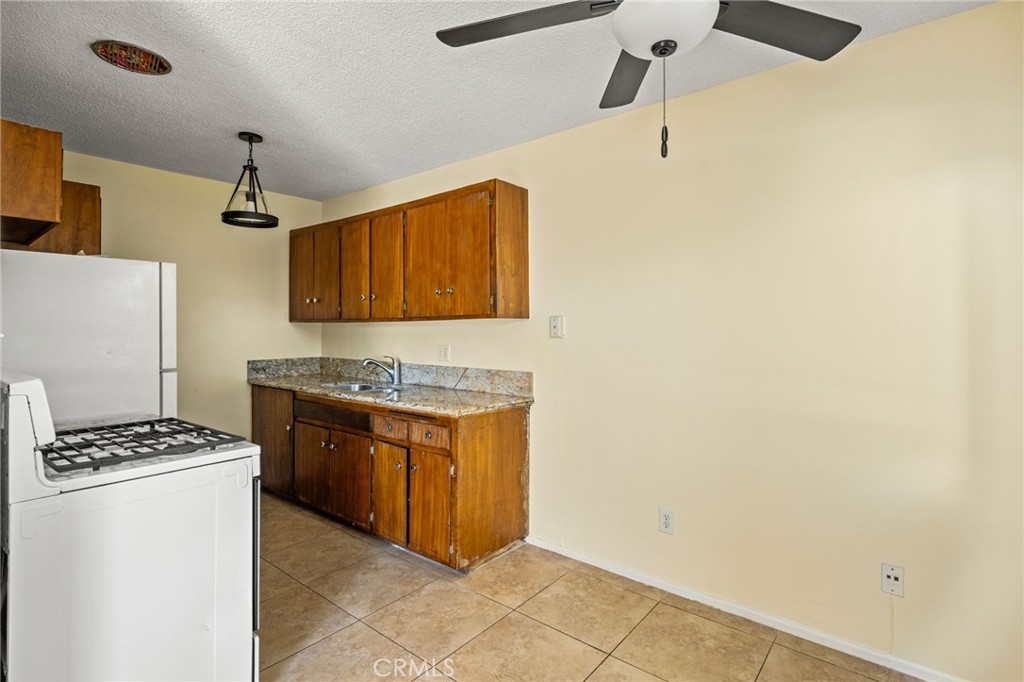 1256 N Placentia Property Photo 22