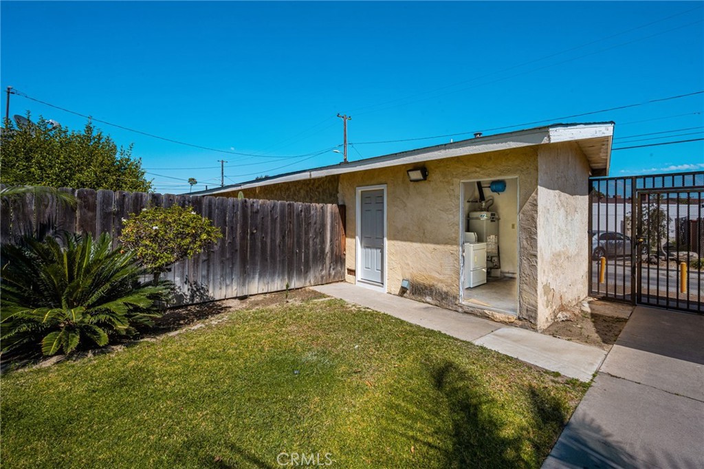 1256 N Placentia Property Photo 31