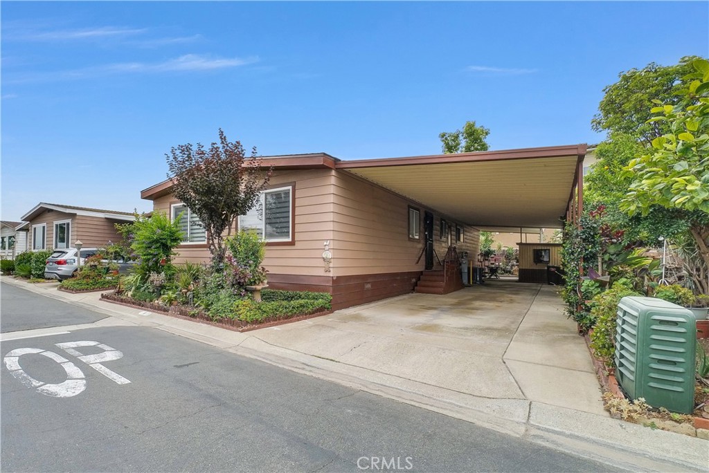 11250 Beach 4 Property Photo 3