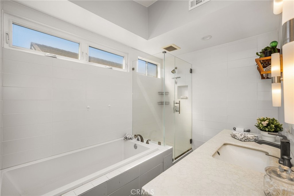 1231 N Dolores Property Photo 26