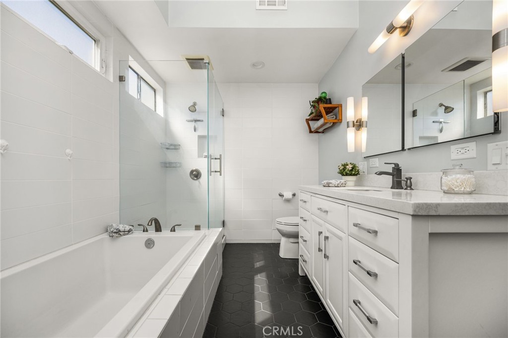 1231 N Dolores Property Photo 27