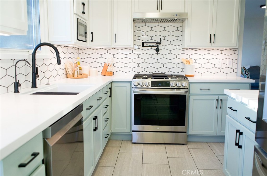 5502 Carfax Avenue Property Photo 12