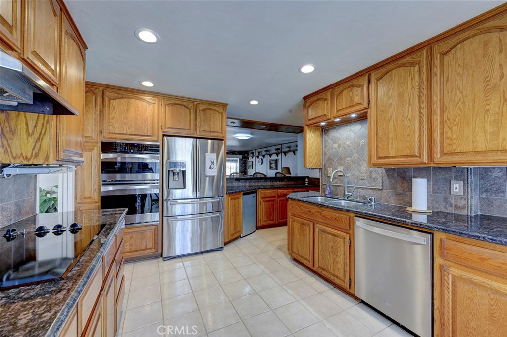18932 Via Sereno Property Photo 17