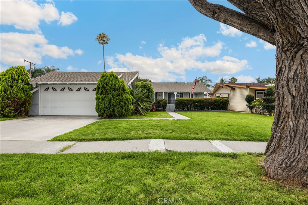 7855 Gardenia Drive Property Photo 1