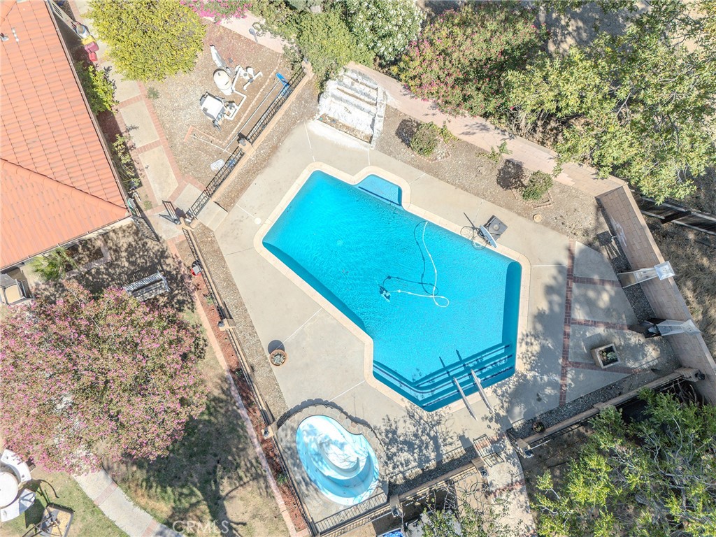 10410 Live Oak Property Photo 13