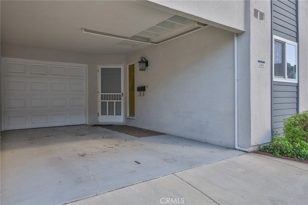 10406 Carlyle Court Property Photo 3
