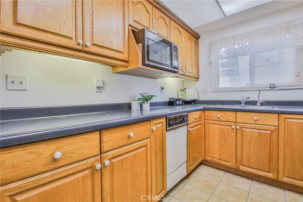 10406 Carlyle Court Property Photo 8