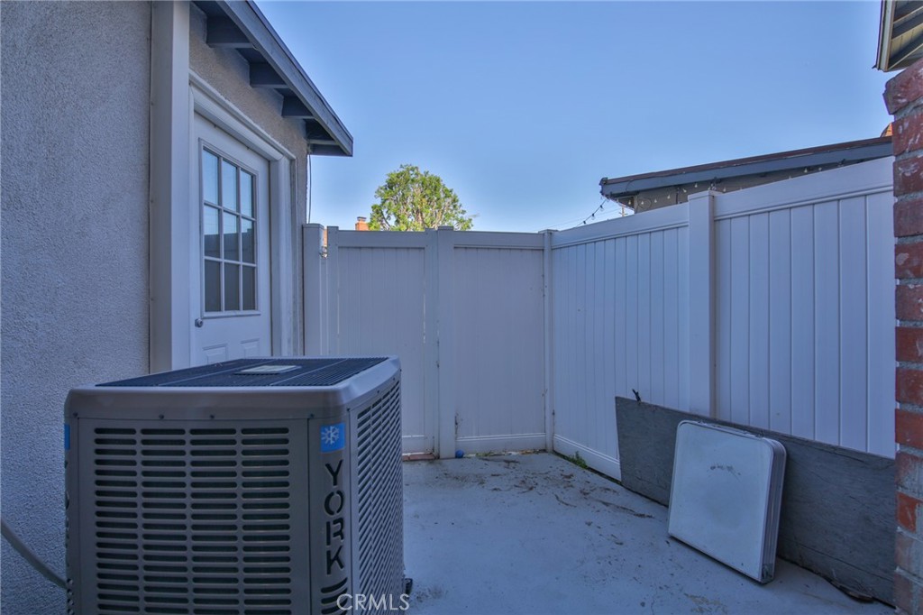 10406 Carlyle Court Property Photo 33
