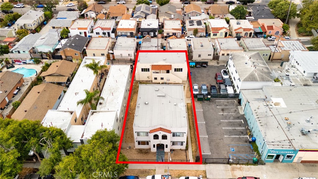 1224 E 17th Street Property Photo 1