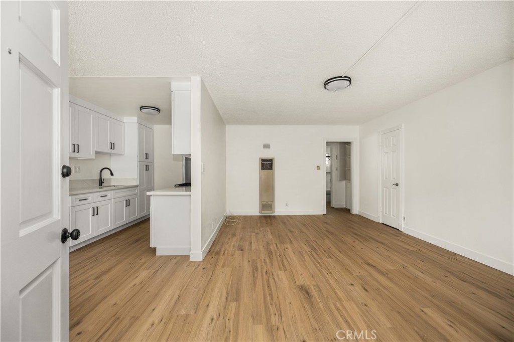 12408 Archwood Property Photo 30