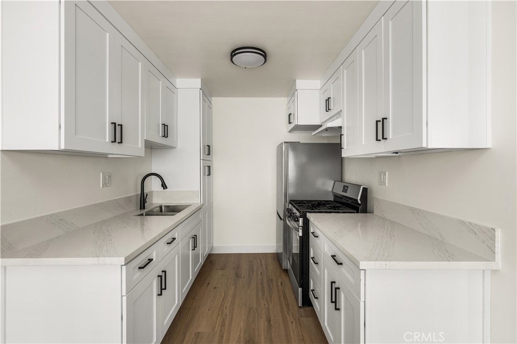 12408 Archwood Property Photo 37