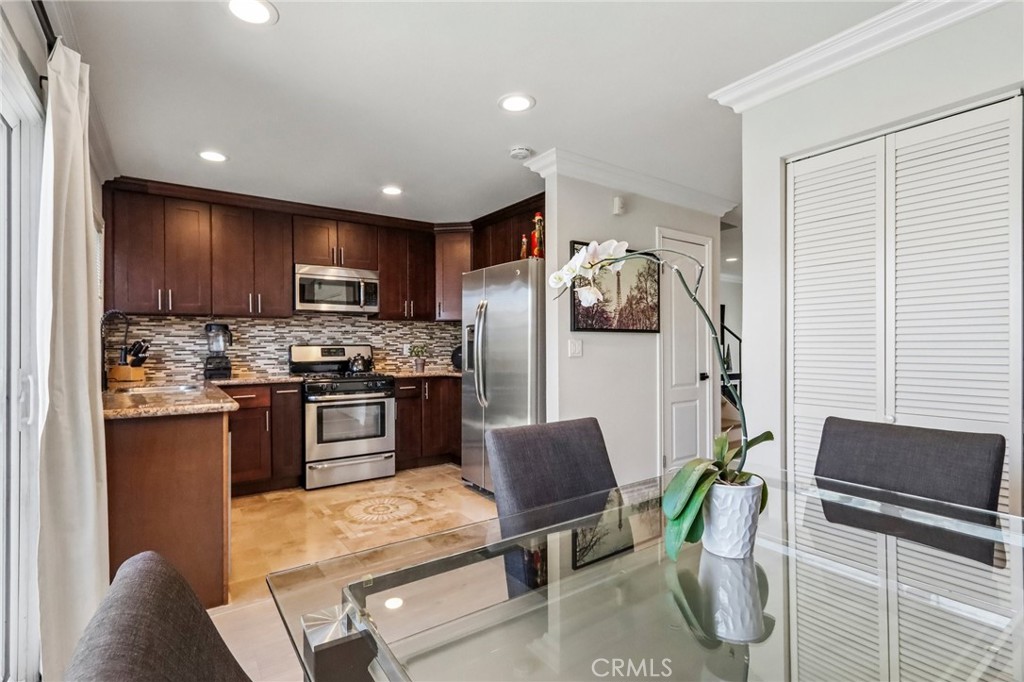25308 Crocker Property Photo 12