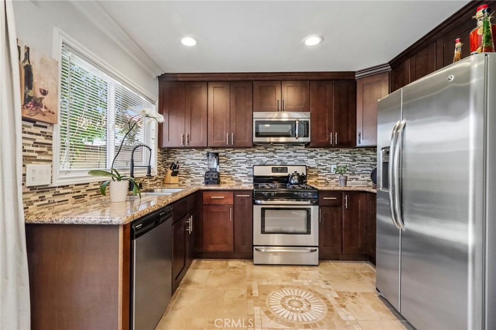 25308 Crocker Property Photo 16
