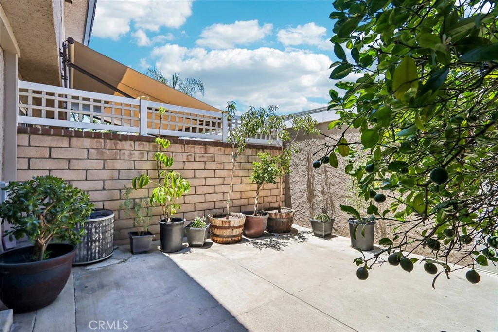 25308 Crocker Property Photo 32