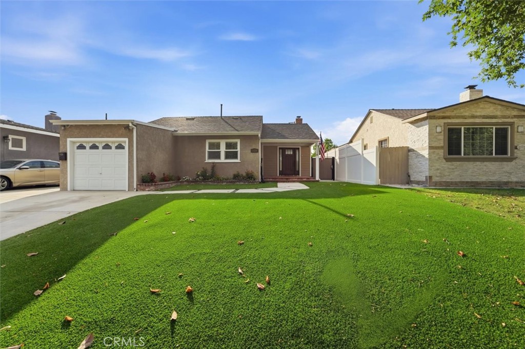 3329 N Los Coyotes Diagonal Property Photo 1