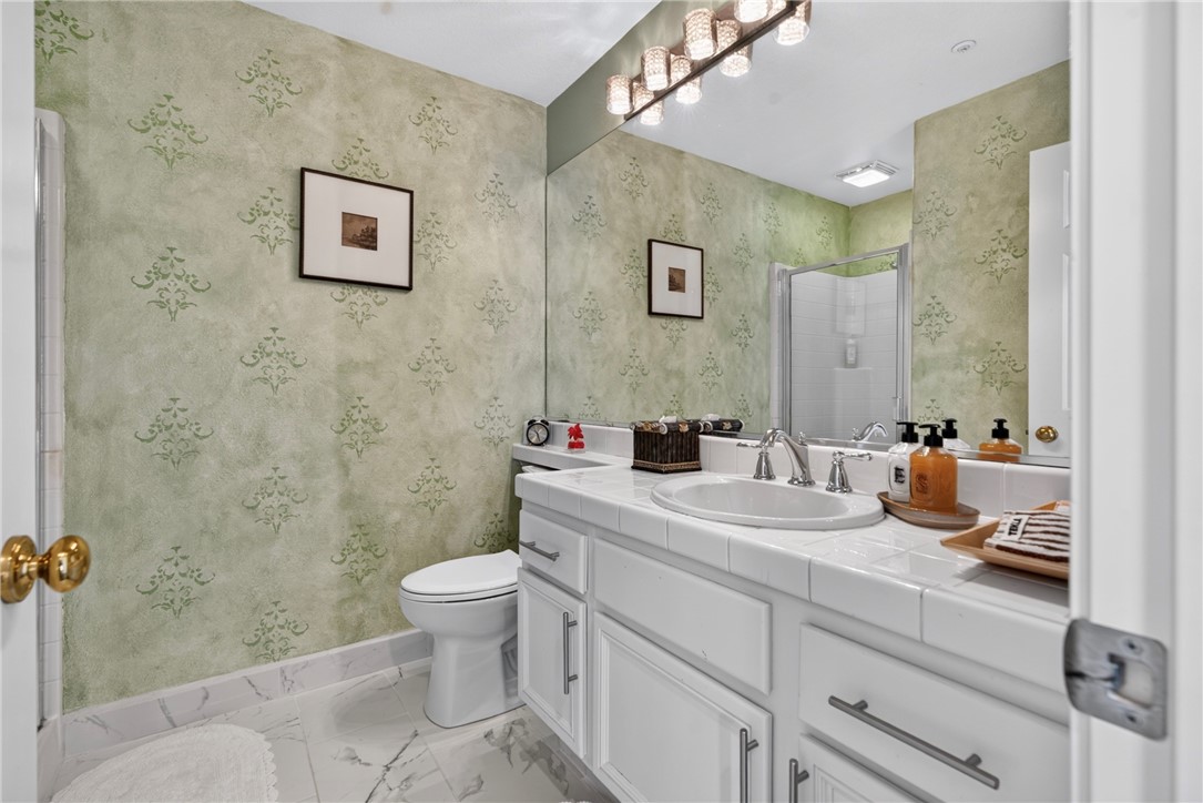 1355 Canterbury Property Photo 17