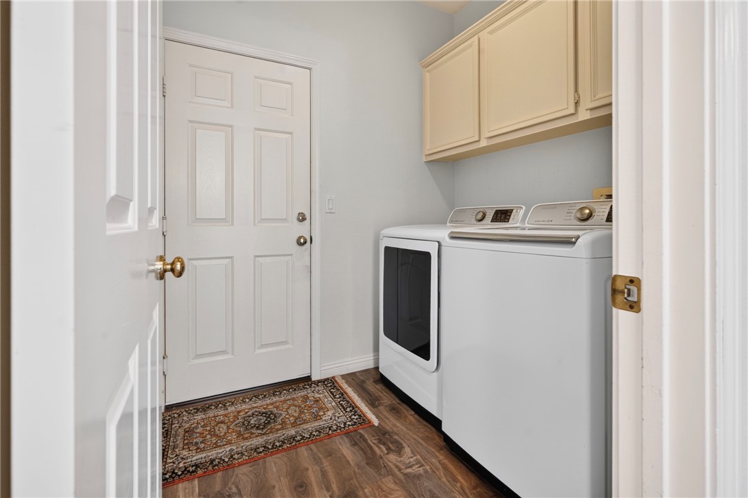 1355 Canterbury Property Photo 38