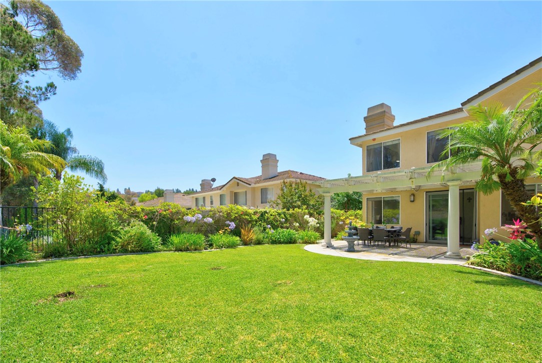 1355 Canterbury Property Photo 40
