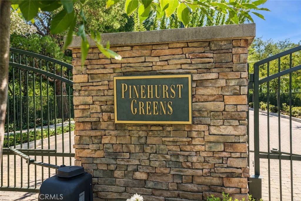 1355 Canterbury Property Photo 47