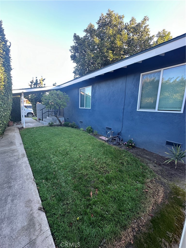 514 E Chalynn Circle Property Photo 2