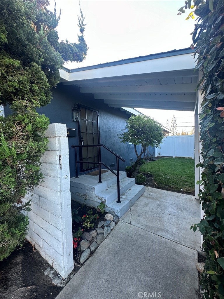 514 E Chalynn Circle Property Photo 4