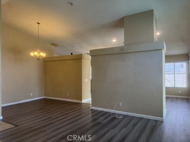 80486 Suncastle Property Photo 3