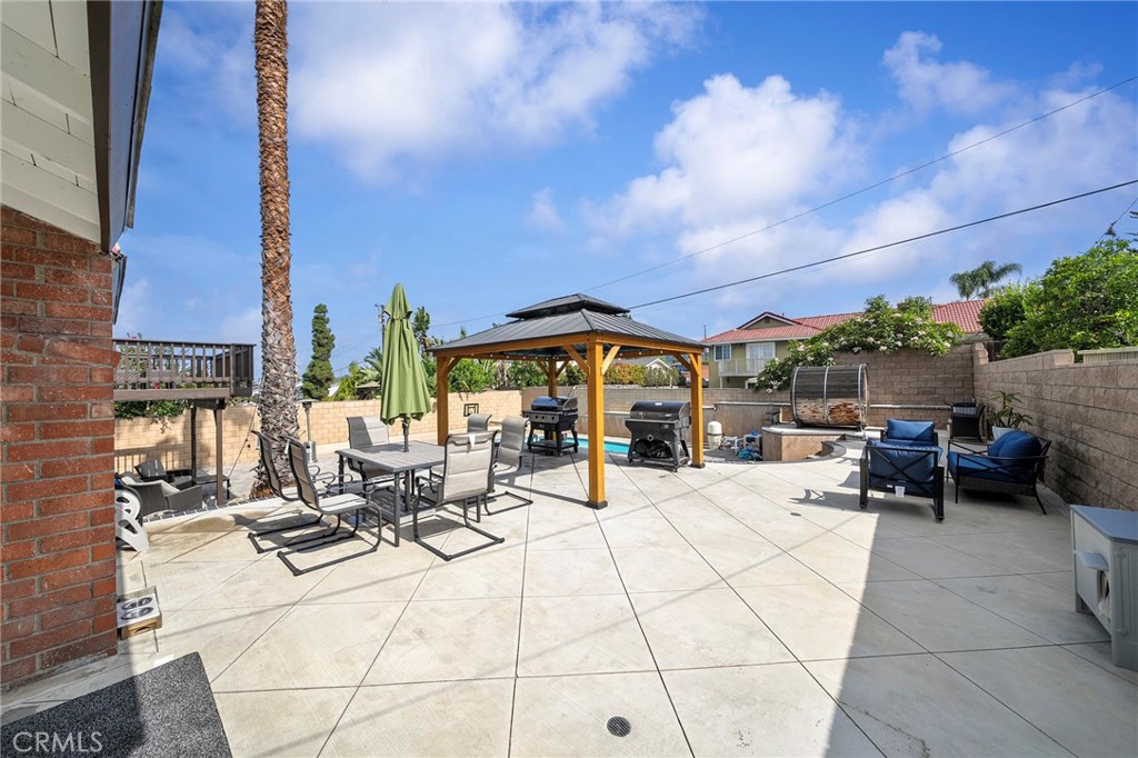 1305 Wickford Property Photo 17