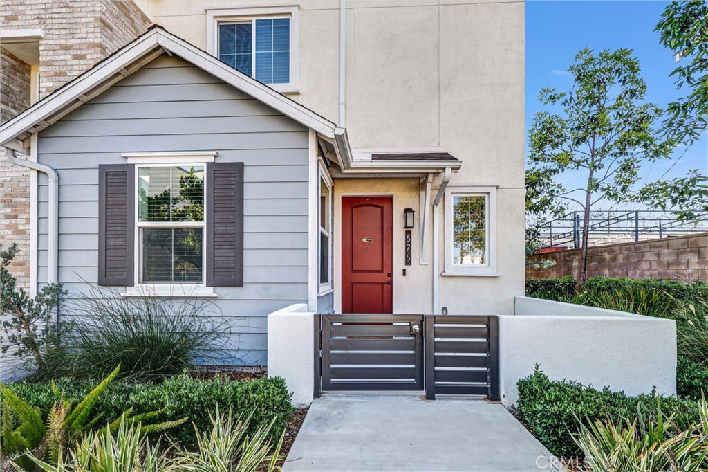 575 S Mosaic Property Photo 1