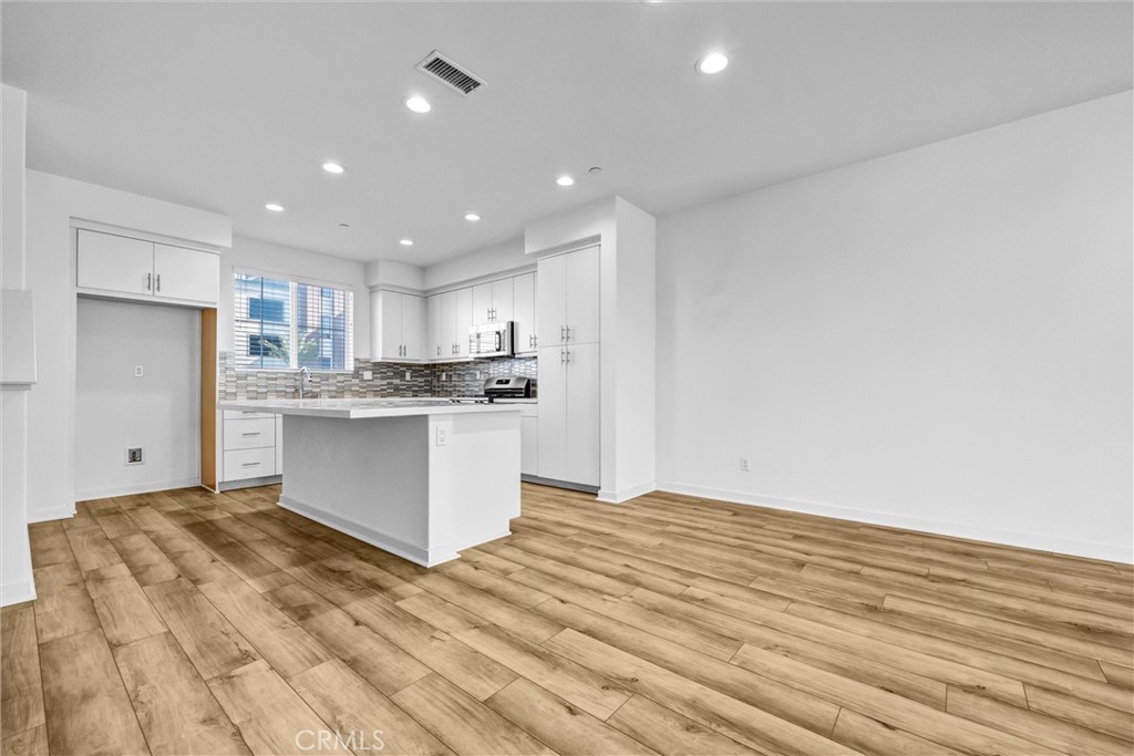 575 S Mosaic Property Photo 13