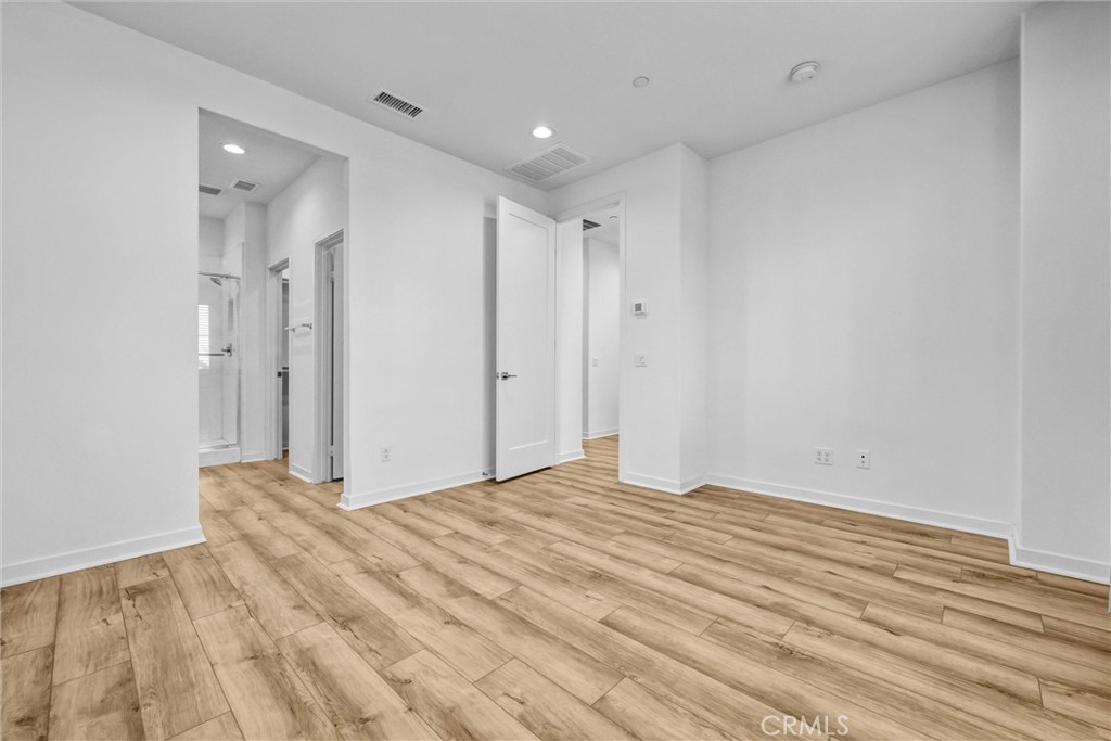 575 S Mosaic Property Photo 24
