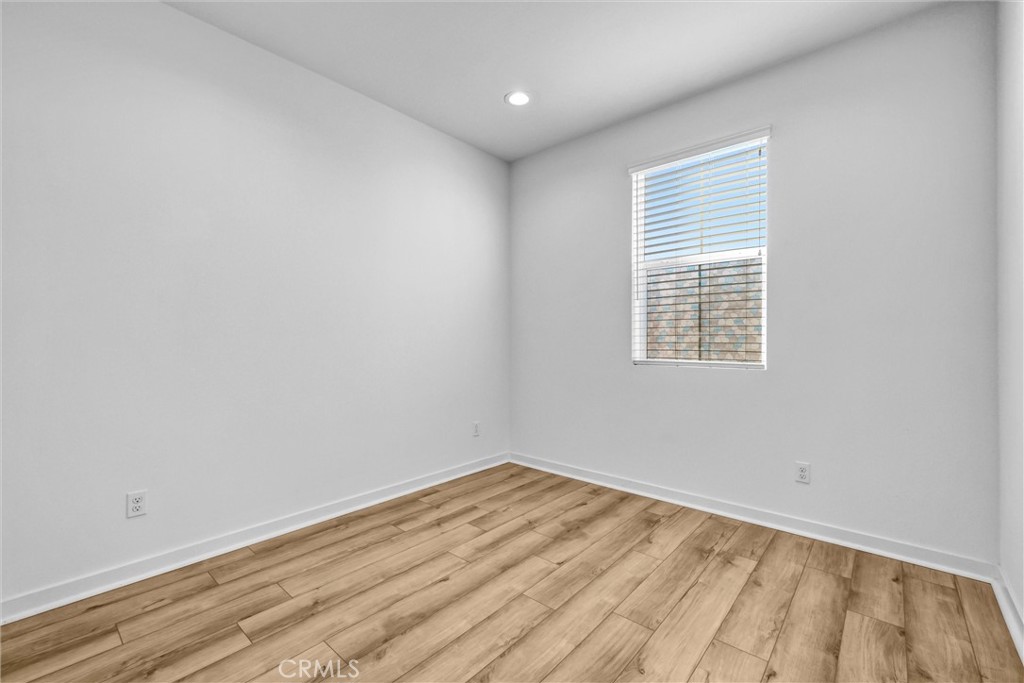 575 S Mosaic Property Photo 32