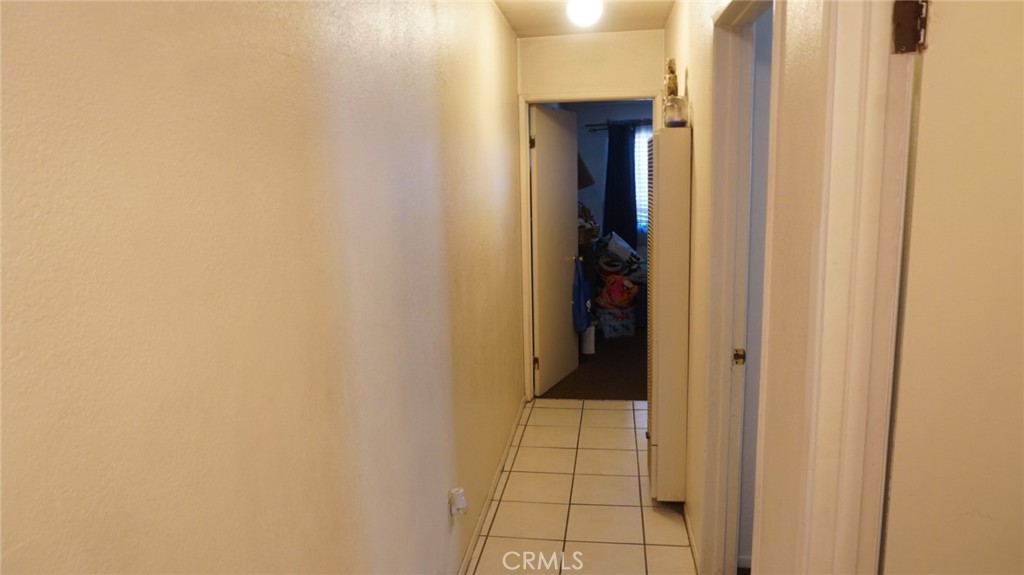 11167 S San Pedro Property Photo 4