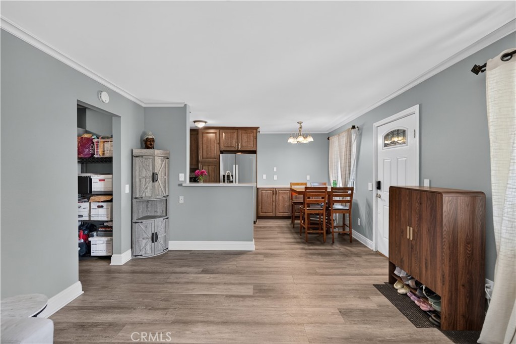 14315 Broadway Property Photo 7