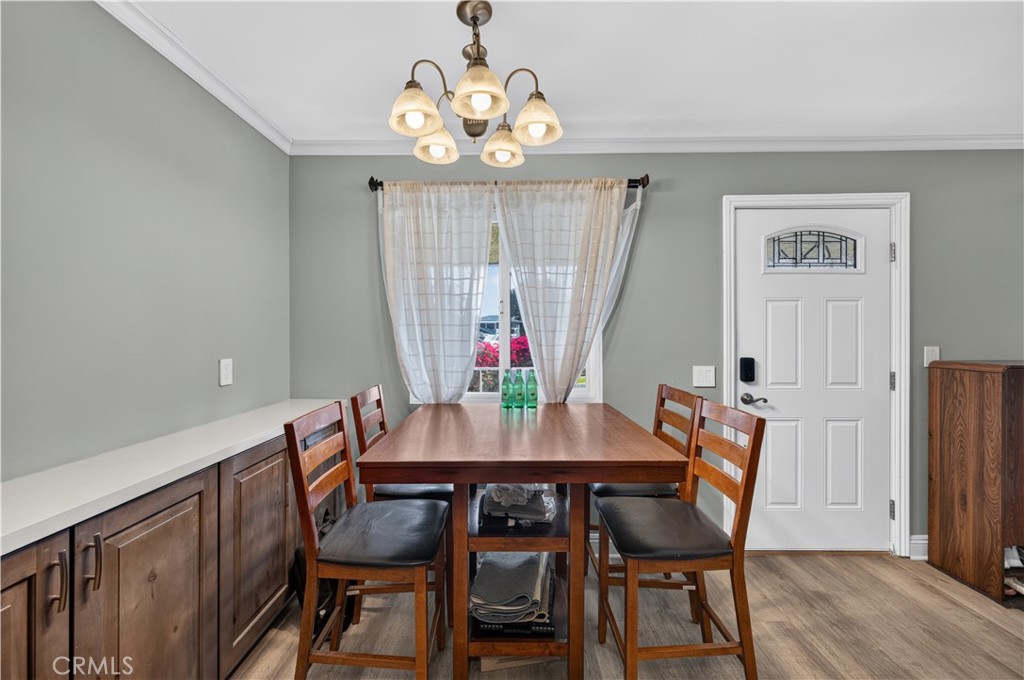 14315 Broadway Property Photo 8