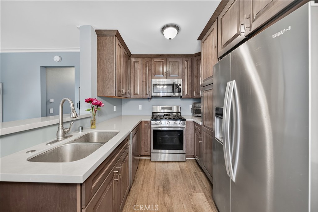 14315 Broadway Property Photo 10