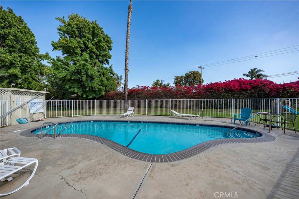 14315 Broadway Property Photo 20