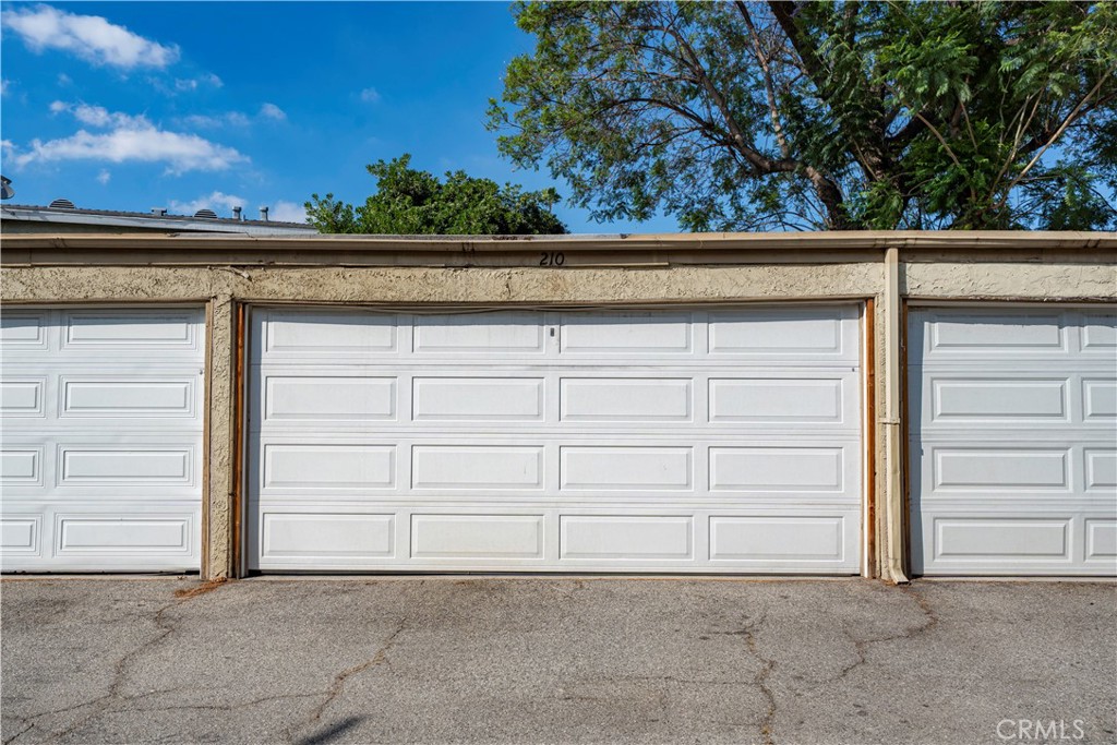 14315 Broadway Property Photo 25