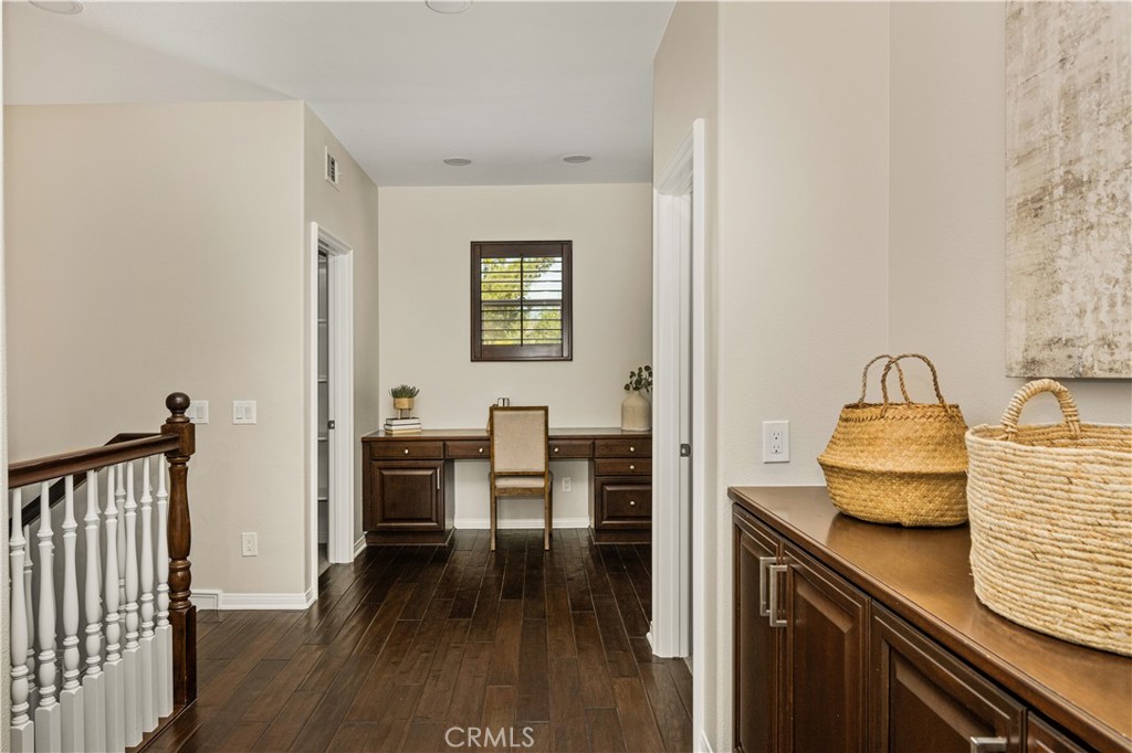 6 Thorn Hill Property Photo 15