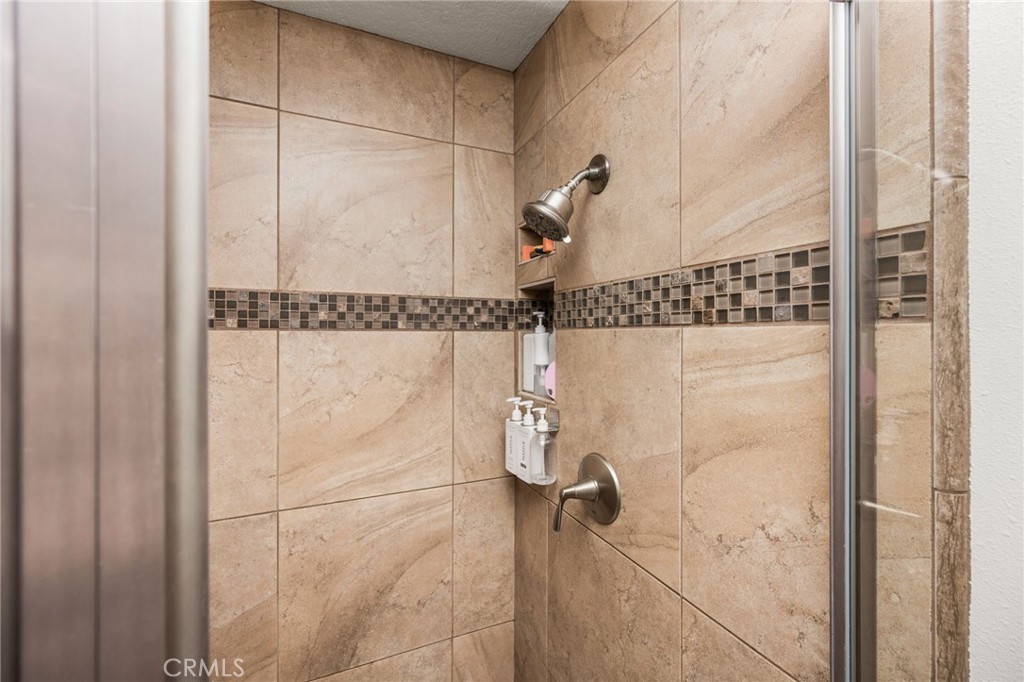 8131 E Oak Ridge Property Photo 19