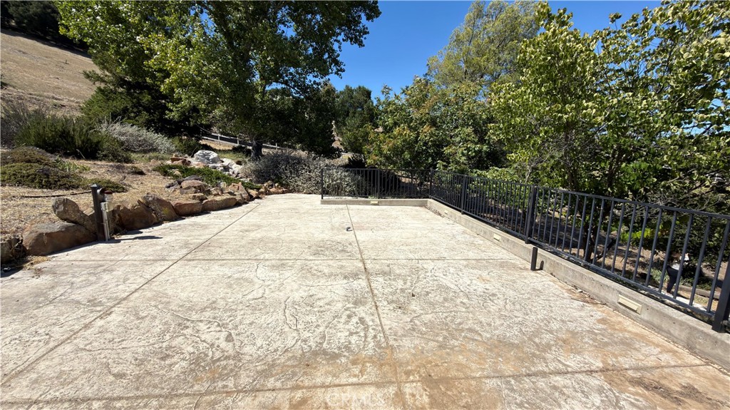 9205 Corona Property Photo 17