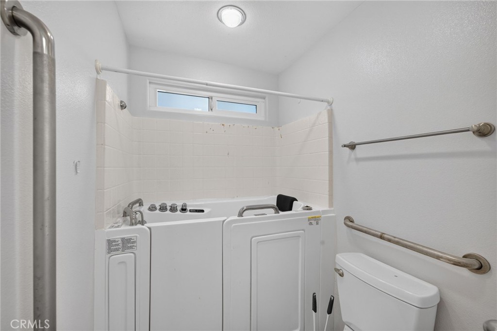 66055 4th Street Property Photo 6