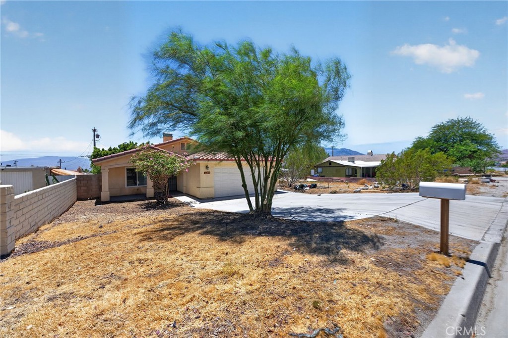 66055 4th Street Property Photo 20