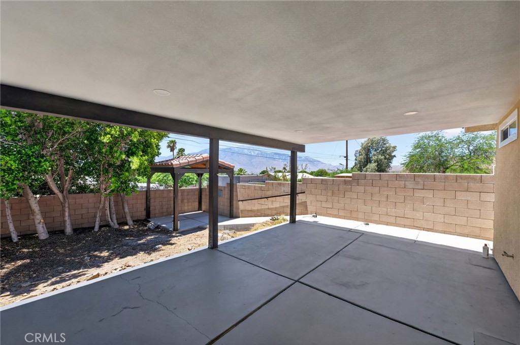 66055 4th Street Property Photo 25